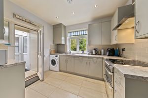 Kitchen- click for photo gallery